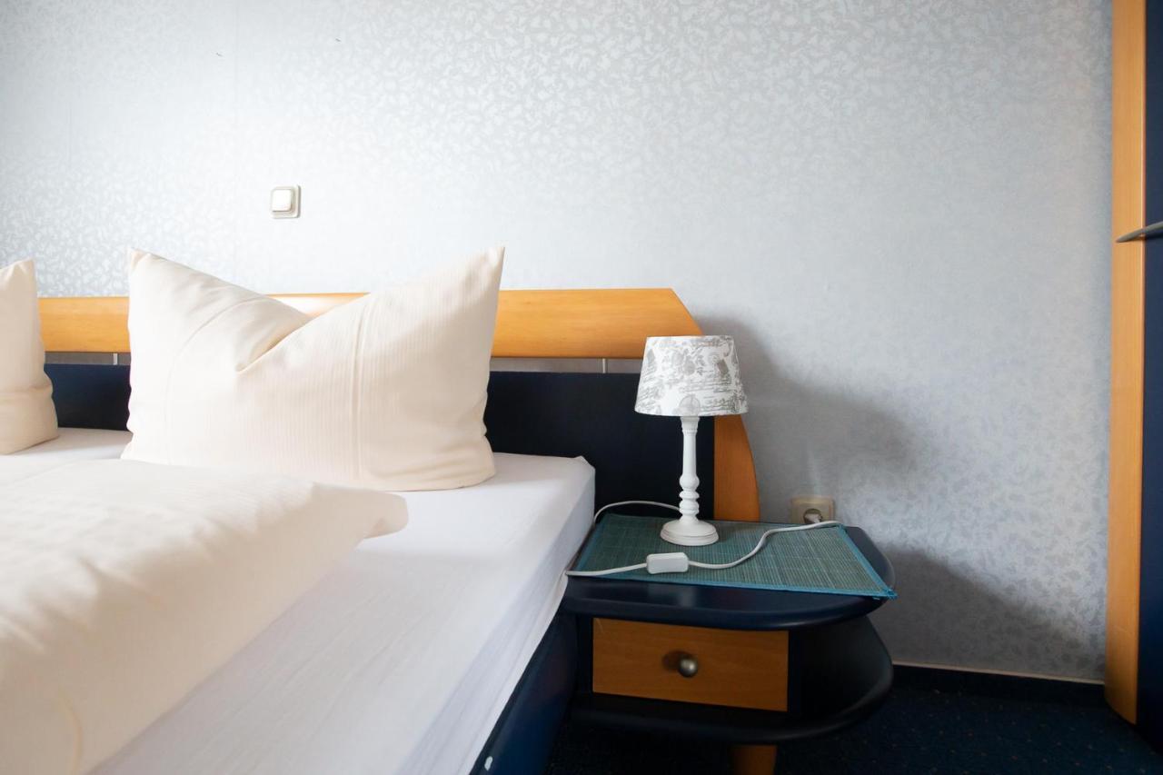 Hotel Schlosshof Dolgesheim Εξωτερικό φωτογραφία