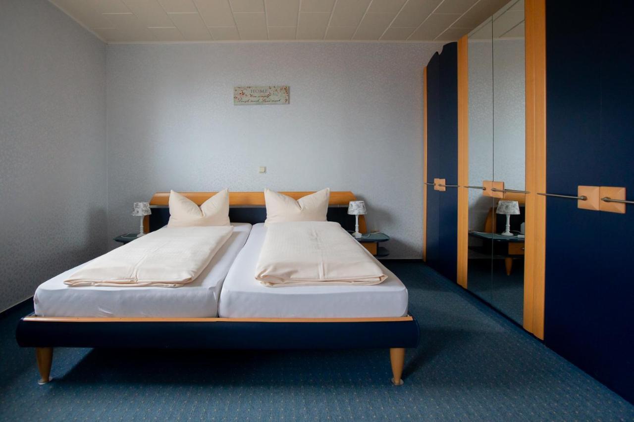 Hotel Schlosshof Dolgesheim Εξωτερικό φωτογραφία