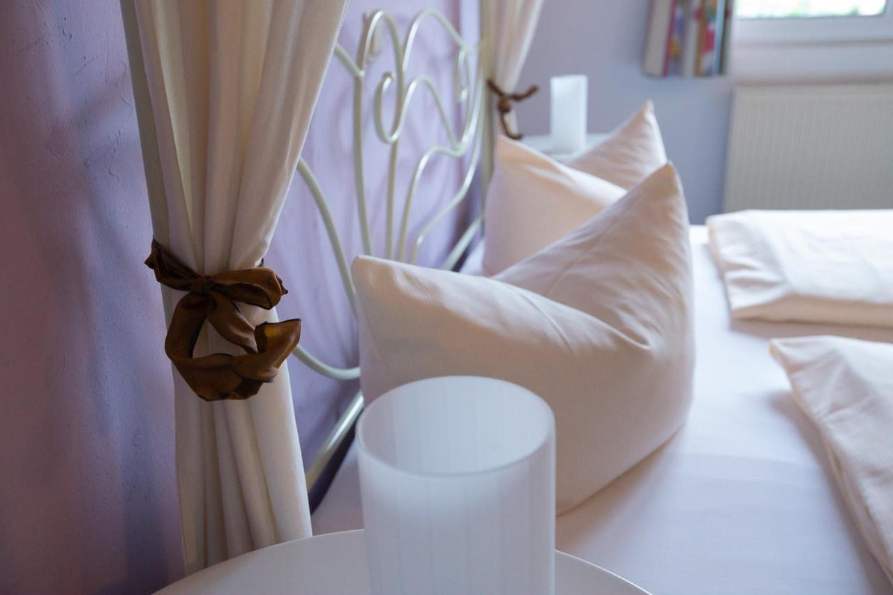 Hotel Schlosshof Dolgesheim Εξωτερικό φωτογραφία