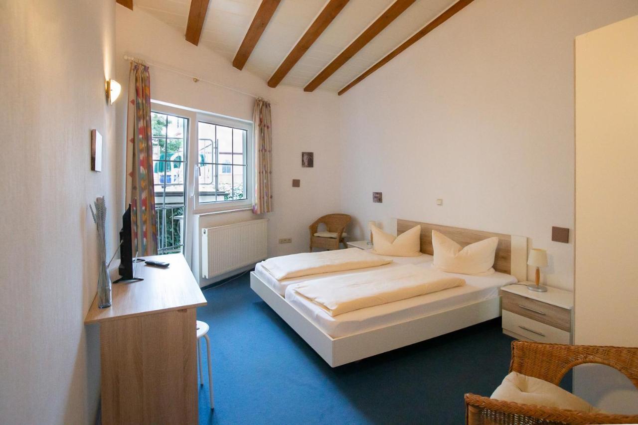 Hotel Schlosshof Dolgesheim Εξωτερικό φωτογραφία