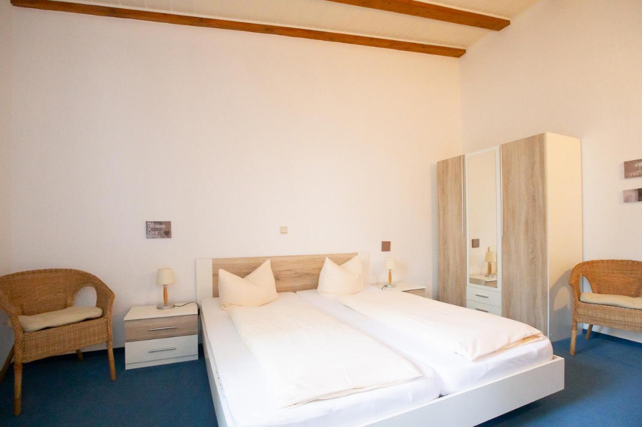 Hotel Schlosshof Dolgesheim Εξωτερικό φωτογραφία