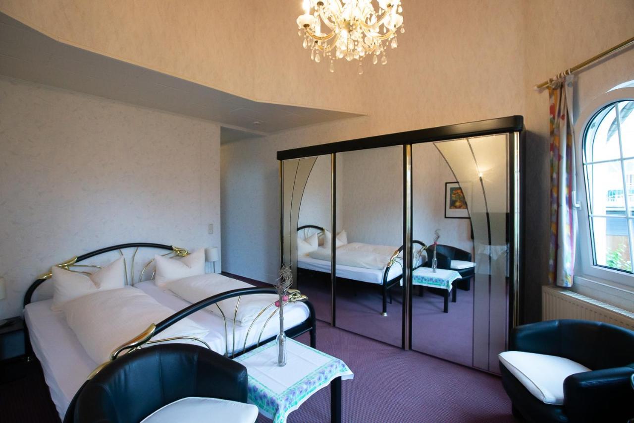 Hotel Schlosshof Dolgesheim Εξωτερικό φωτογραφία