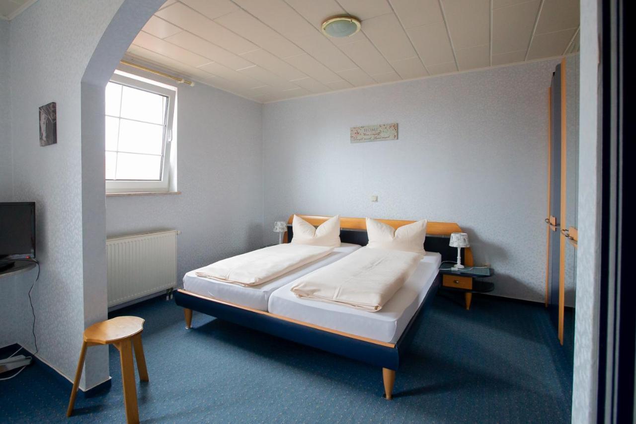 Hotel Schlosshof Dolgesheim Εξωτερικό φωτογραφία